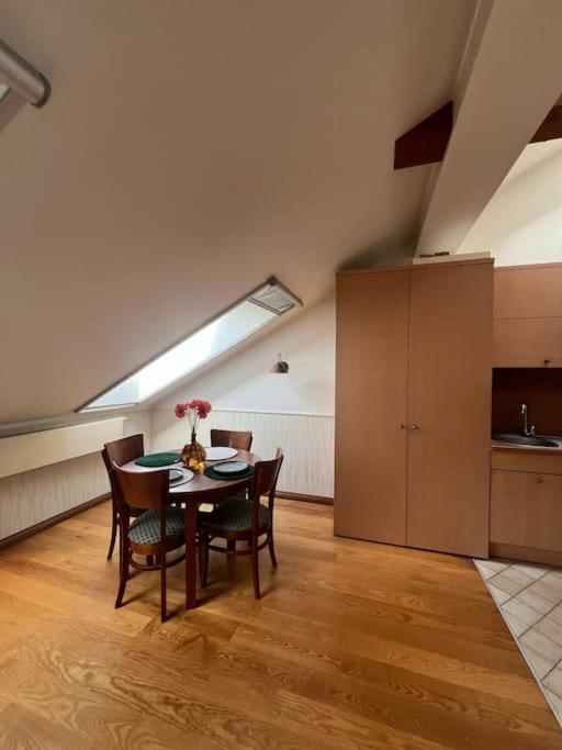 Old Town Apartment With Free Parking Wilna Exterior foto